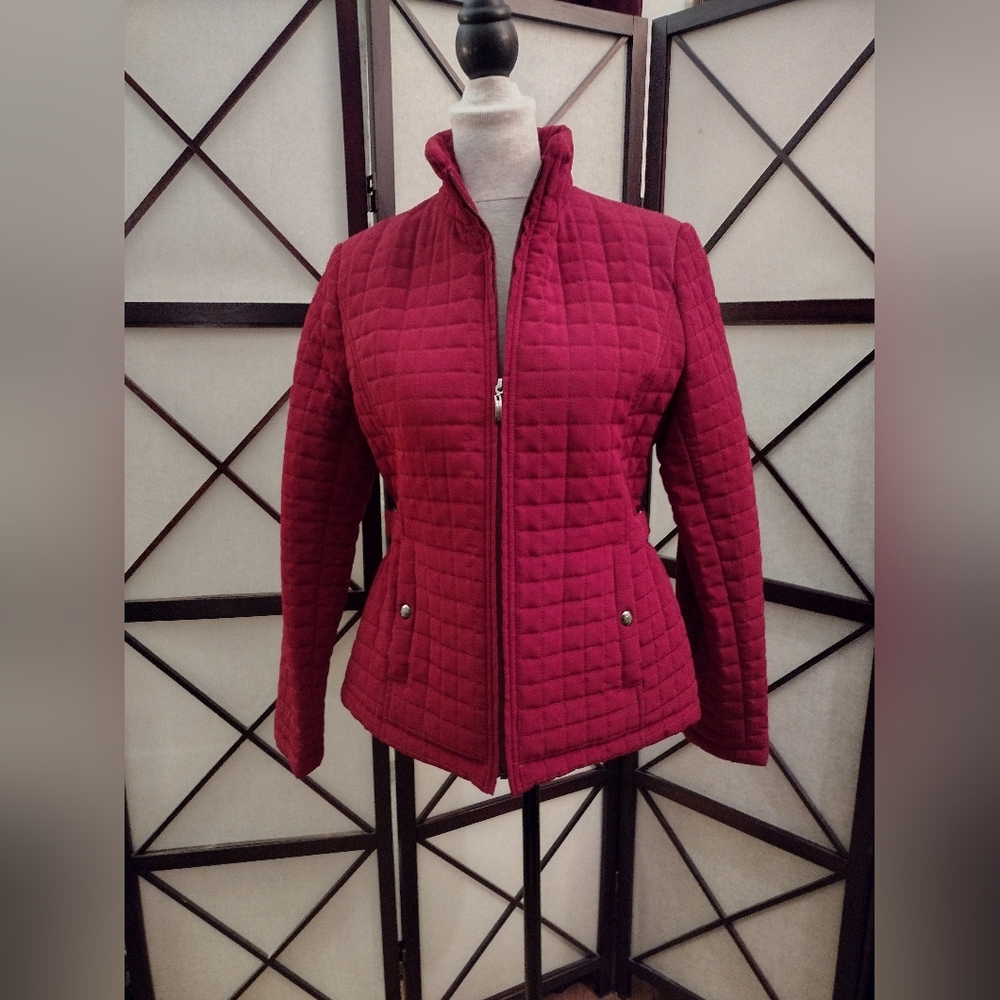 Gallery Red Quilted Zipper Jacket - Small
